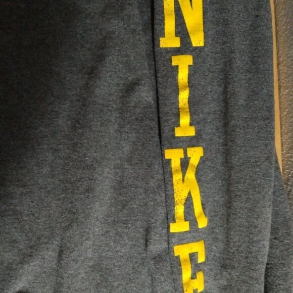 Vintage Nike Footwear & Apparel Logo Long Sleeve T-Shirt - Picture 4 of 9